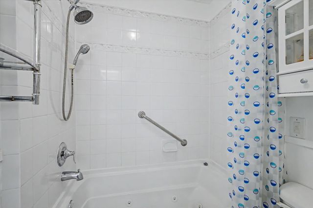13090 Clarewood Drive, Houston, TX 77072
