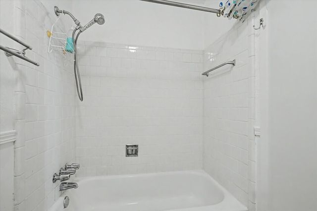 13090 Clarewood Drive, Houston, TX 77072