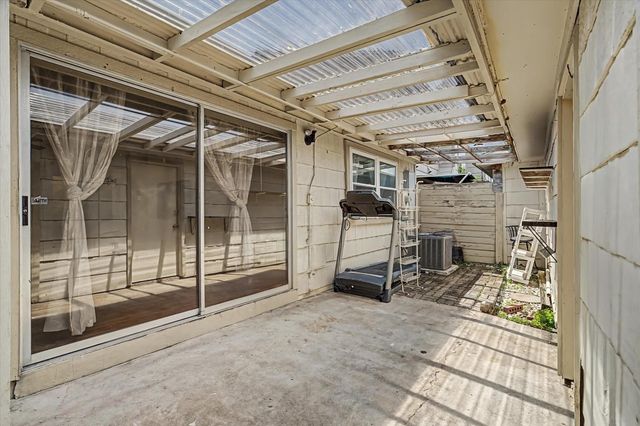 13090 Clarewood Drive, Houston, TX 77072