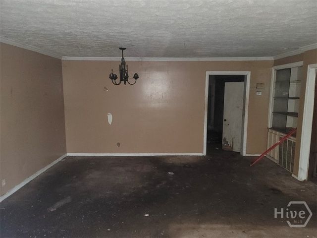 1918 E 63rd Street, Savannah, GA 31404