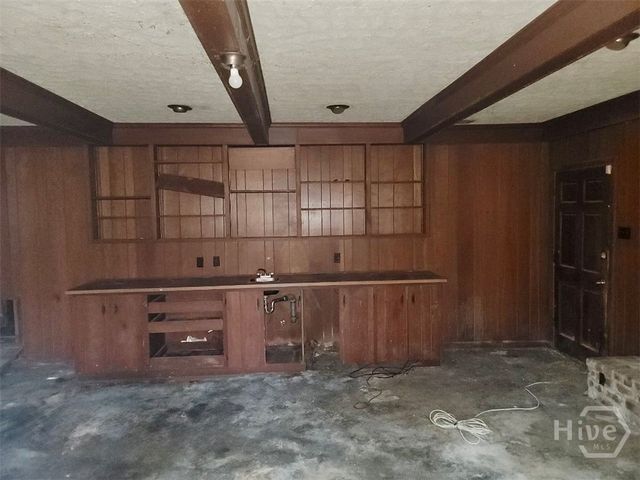 1918 E 63rd Street, Savannah, GA 31404