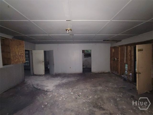 1918 E 63rd Street, Savannah, GA 31404