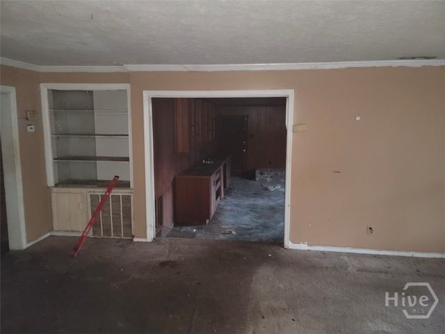 1918 E 63rd Street, Savannah, GA 31404