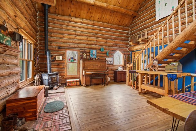 1418 E 2370 North Road, White Heath, IL 61884