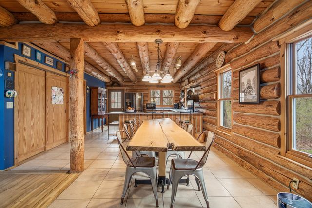 1418 E 2370 North Road, White Heath, IL 61884