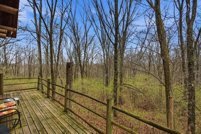 1418 E 2370 North Road, White Heath, IL 61884