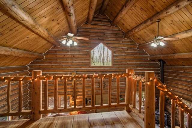 1418 E 2370 North Road, White Heath, IL 61884