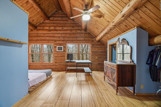 1418 E 2370 North Road, White Heath, IL 61884