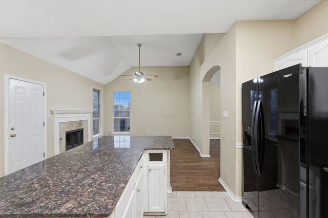 2116 Montclair Lane, Lewisville, TX 75067