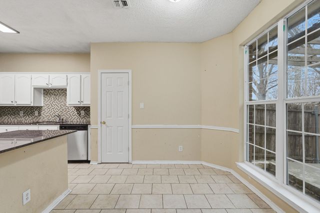 2116 Montclair Lane, Lewisville, TX 75067