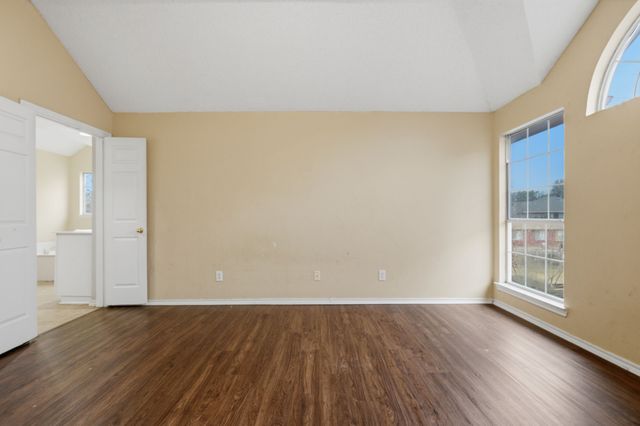 2116 Montclair Lane, Lewisville, TX 75067