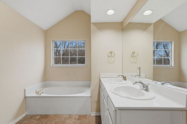 2116 Montclair Lane, Lewisville, TX 75067