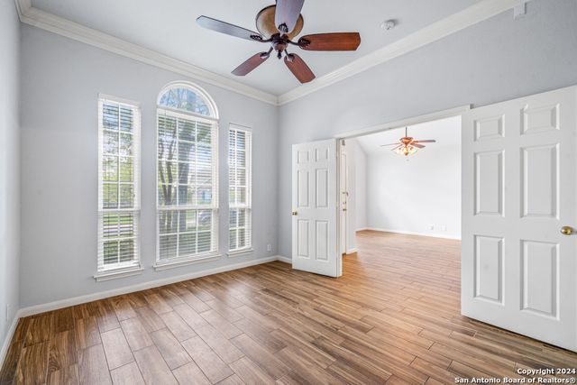 1203 LINKS LN, San Antonio, TX 78260