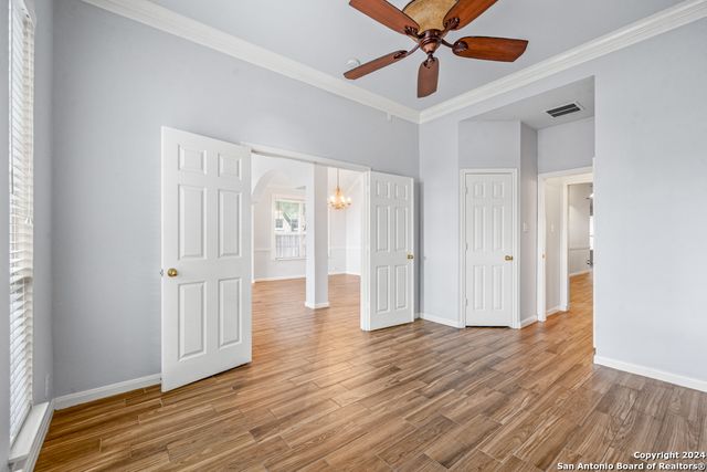 1203 LINKS LN, San Antonio, TX 78260