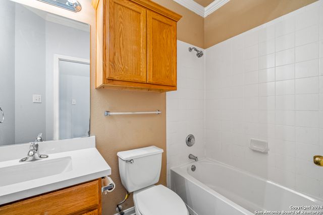 1203 LINKS LN, San Antonio, TX 78260