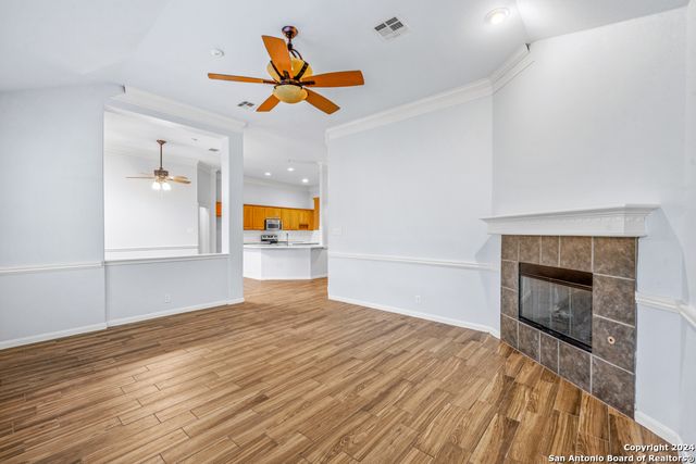 1203 LINKS LN, San Antonio, TX 78260