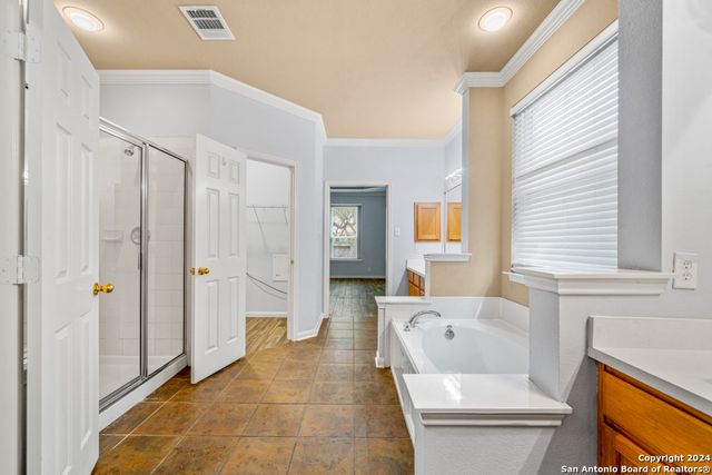 1203 LINKS LN, San Antonio, TX 78260