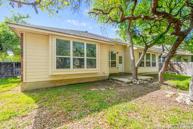 1203 LINKS LN, San Antonio, TX 78260