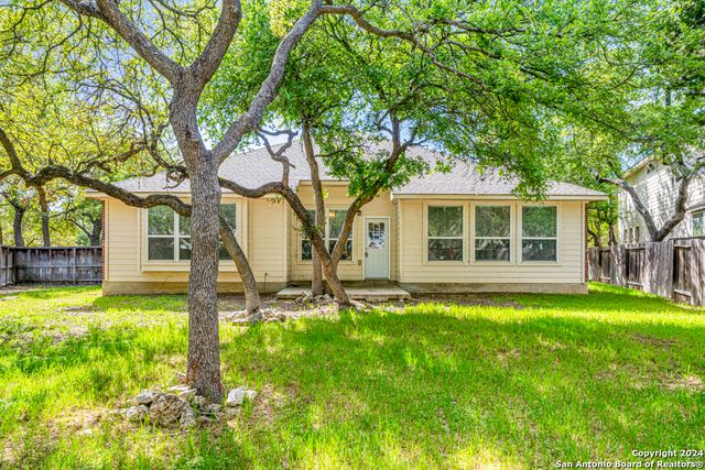 1203 LINKS LN, San Antonio, TX 78260
