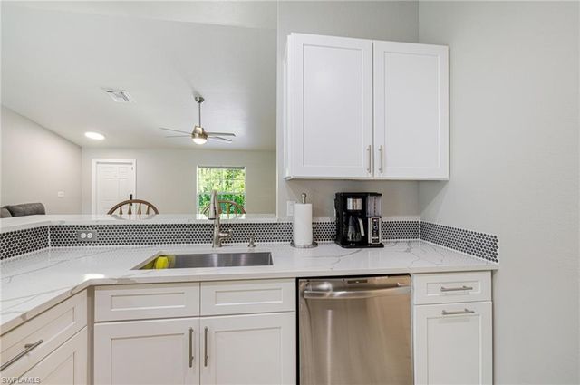 211 Palmacea RD, Fort Myers, FL 33905