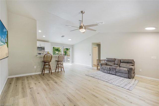 211 Palmacea RD, Fort Myers, FL 33905