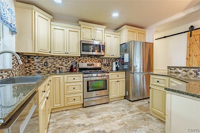 1708 Lincoln Lane, Rome, NY 13440