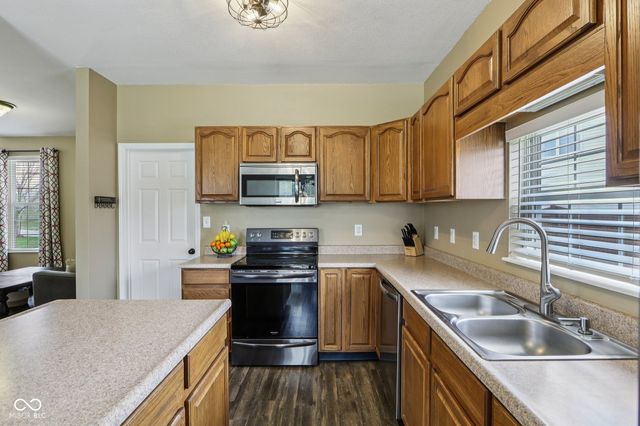 6540 Cougar Court, Indianapolis, IN 46237