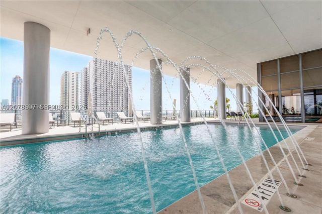 1600 NE 1st Ave 1202, Miami, FL 33132