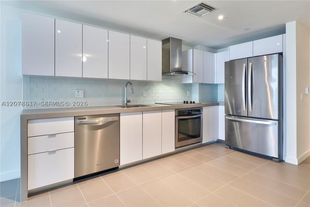 1600 NE 1st Ave 1202, Miami, FL 33132