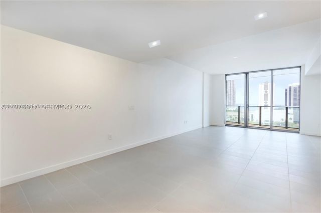 1600 NE 1st Ave 1202, Miami, FL 33132