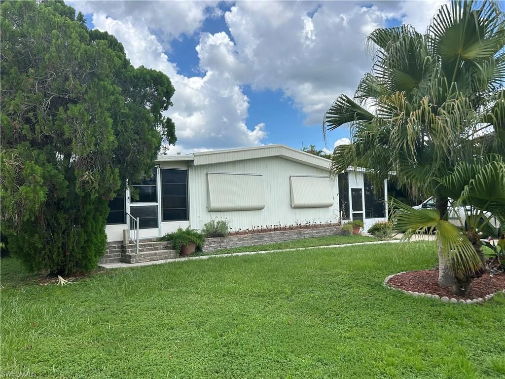 281 Lime Key LN 140, NAPLES, FL 34114 — photo 2