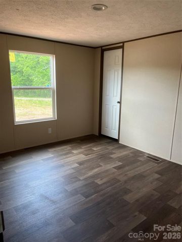 152 Omni Road, Gaffney, SC 29341