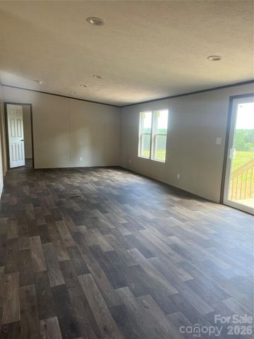 152 Omni Road, Gaffney, SC 29341