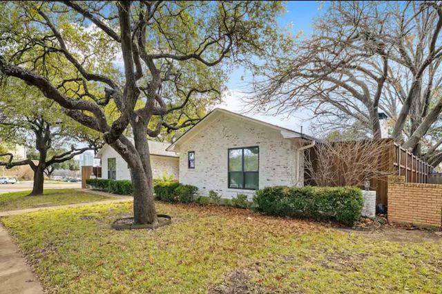 9005 Villa Park Circle, Dallas, TX 75225