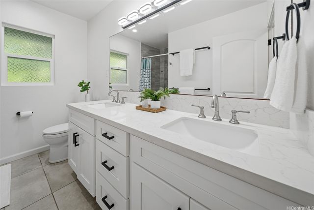 1127 Lauloa Street, Kailua, HI 96734