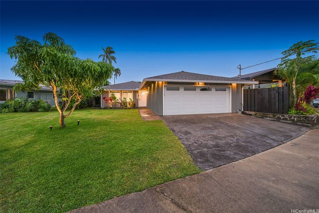 1127 Lauloa Street, Kailua, HI 96734