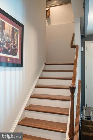 2080 HUNTING CREEK CT, Alexandria, VA 22303