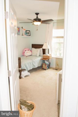 2080 HUNTING CREEK CT, Alexandria, VA 22303