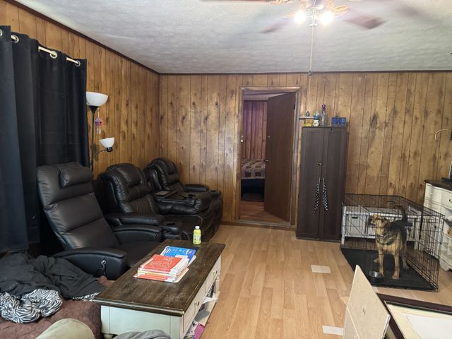 65 Carey Rd, Crossville, TN 38571