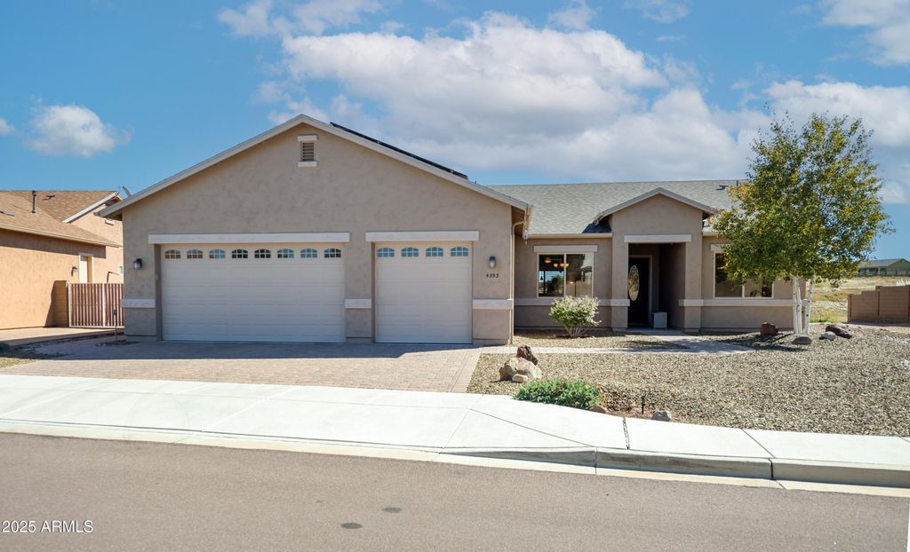 4393 N CAMBRIDGE Avenue, Prescott Valley, AZ 86314