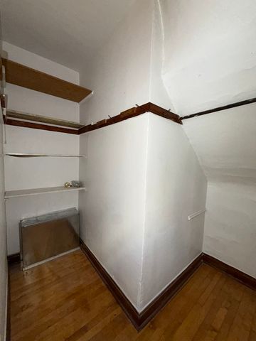 3737 S Damen Avenue, Chicago, IL 60608