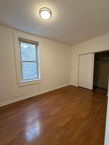 3737 S Damen Avenue, Chicago, IL 60608