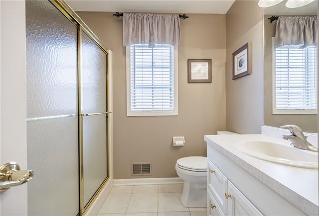 125 Regatta Drive, Webster, NY 14580