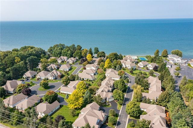 125 Regatta Drive, Webster, NY 14580