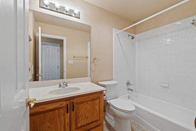 125 Sabine DR, Georgetown, TX 78628