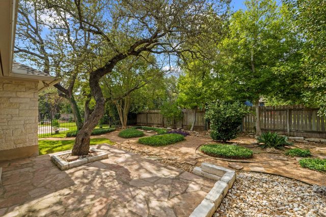 125 Sabine DR, Georgetown, TX 78628