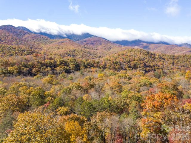 00 Winterstar Loop 17, Burnsville, NC 28714