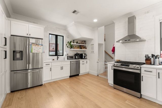 23 Jaques St B, Somerville, MA 02145