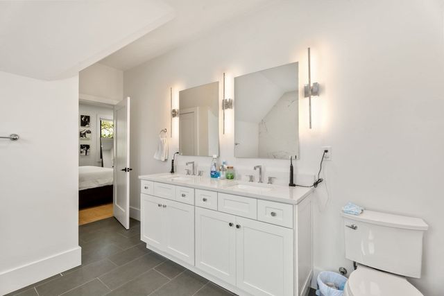 23 Jaques St B, Somerville, MA 02145