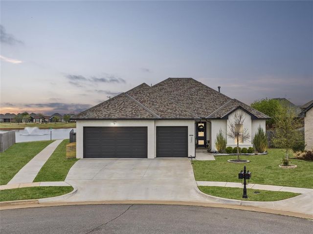 5957 NW 159th Street, Edmond, OK 73013